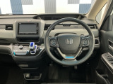 運転しやすいインパネ周りです!見やすいレイアウトで快適なドライブをサポートします!