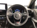 ハンドルは車を運転する上で、ずっと握っている重要なパーツです。手にフィットする物がいいですよね♪