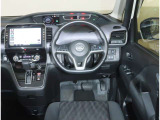 セレナ 2.0 ハイウェイスターV 4WD 