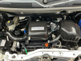 技術が詰まったエンジンルームもご覧の通りピカピカにクリーニング済みです。