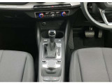 全国登録・ご納車可能です!お支払プランや車両状態の確認など、お気軽にお問い合わせくださいませ。