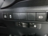 各操作スイッチは使いやすい位置に配置されています。