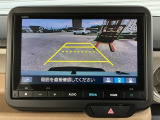 バックカメラも装備しております。車庫入れの苦手なお客様も安心!重宝してくれます!