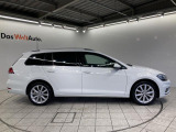 ●Volkswagenを知り尽くしたスペシャリストが隅々まで整備●各モデルの情報がインプットされた専用テスターで過去の細かな不具合を確認。モデルごとや部位ごとに専用スペシャルツールを用いて整備します。