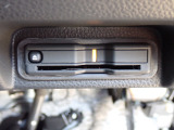 ■【ETC車載器】が装備されています。セットアップをしてお渡しとなり、ETCカードを差し込むだけで高速道路の利用が可能です。