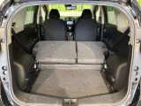 普段のお買い物や通勤、送迎等に十分な荷室スペースを確保しております。セカンドシートを倒すと、大きな荷物の積載も可能です♪