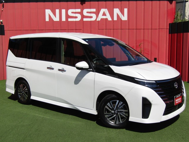 セレナ 1.4 e-POWER ハイウェイスターV チェアキャブ スロープタイプ 車いす1名 サー...