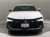「フロントマスク」です。車の印象を決めるのは【顔】。この車の顔つきは、きっとあなたにピッタリ!?