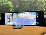 【360&deg;ビューモニター】専用のカメラにより、上から見下ろしたような視点で360度クルマの周囲を確認することができます☆死角部分も確認しやすく、狭い場所での切り返しや駐車もスムーズに行えます。