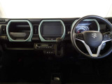 【メーター廻り】シンプルで飽きないデザイン、運転中も視界の邪魔にならない構造になっているので運転に支障もありません♪