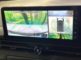 【アラウンドビューモニター】専用のカメラにより、上から見下ろしたような視点で360度クルマの周囲を確認することができます☆死角部分も確認しやすく、狭い場所での切り返しや駐車もスムーズに行えます。