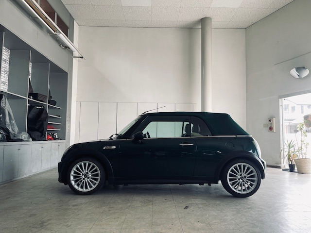 BMW MINI ミニコンバーチブル 