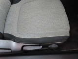 運転席の状態が出る場所ですが、ご覧の通りにキレイな状態ですよ。