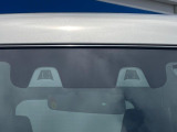 【スズキ セーフティサポート】走行中に前方の車両等を認識し、衝突しそうな時は警報とブレーキで衝突回避と被害軽減をアシスト。より安全にドライブをお楽しみいただけます。