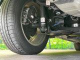 お車を安心してお乗りいただく為には、足回りの定期点検が欠かせません。サービスサポート(有償保証)では無料点検もご提供しており、安心のカーライフをお過ごしいただけるサポート体制が整っています。