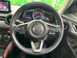 【純正革巻きステアリング】上質な革を使用することで、手にしっかり馴染みとても運転しやすいハンドルです♪