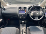 ノートの運転席周りの画像です。