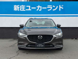 精悍な表情が、フラッグシップの品格を鮮やかに演出しています。The fearless look vividly shows its flagship dignity and style.