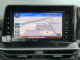 日産純正9インチメモリーナビ(MJ321D-L)装備、DVD再生やCD録音やBluetooth通信など充実したAV機能とスマホアプリ連動に対応した高機能ナビ。
