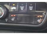 シートヒーター装備付き車!!座席に埋め込まれた電熱線によりシートを暖めることが出来る装備で、温められたシートは、寒い冬には最適です!!