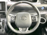 【純正革巻きステアリング】上質な革を使用することで、手にしっかり馴染みとても運転しやすいハンドルです♪