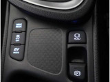 電動パーキングブレーキを搭載。スイッチ操作でパーキングブレーキを作動・解除することが可能ですので、操作の力が不要ですよ♪