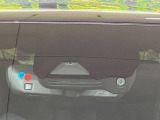 【トヨタセーフティセンス】走行中に前方の車両等を認識し、衝突しそうな時は警報とブレーキで衝突回避と被害軽減をアシスト。より安全にドライブをお楽しみいただけます。