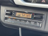 【 オートエアコン 】車内温度を感知して自動で温度調整をしてくれるのでいつでも快適な車内空間を創り上げます!//