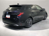 人気カラー:ブラック! 車のデザインがボディカラー【ブラック】によって、一層引き締まってカッコよく見えます!