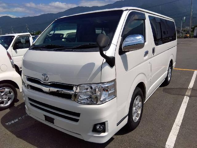 トヨタ ハイエースバン 