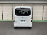 こちらのおクルマはメーカー保証期間内ですので新車一般保証特別保証を継承いたします(一般保証は新車登録月から3年間または走行60000kmまで、特別保証は新車登録月から5年間または100000kmまで)