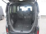 2列目シートを倒すと更に広くご利用いただけます。