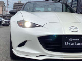 アダプティブLEDヘッドライト カメラや車速センサーと連動して、ハイ、ロー、ワイドローのLEDライトを常に最適な配光に自動制御する優れものです!