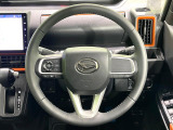 【純正革巻きステアリング】上質な革を使用することで、手にしっかり馴染みとても運転しやすいハンドルです♪