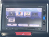 【Bluetooth】ナビゲーションと携帯電話/スマートフォンをBluetooth接続することができます。接続するとハンズフリーで使用することができるので、とても便利です!