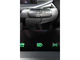 LEDヘッドランプを装備しております。ハイビームアシストとオートライト機能もありますので、周囲の状況に応じてライトを点灯&hArr;消灯してくれます。