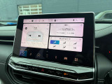 アップルカープレイとアンドロイドオートも対応のモニターになっております。もちろんバックカメラも装備されております。