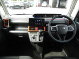 タント ファンクロス 4WD 
