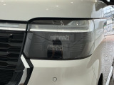 LEDヘッドライトは、点灯の瞬間から最大光量を発揮し、突然暗くなるトンネルなどでの安定感を高めます。