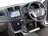 使いやすさや安全性を追求したステアリング周り!高級車ゆえにスイッチ類が多いのも特徴ですね!考え尽くされた配置ですぐに使いこなす事が出来ますのでご安心下さい!是非、体感してみて下さい!!