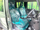 もちろん車内はキレイです♪よりクリーンな状態をキープしたいお客様には『ナノゾーンコート』がおすすめ!新型コロナウイルス対策や、除菌・消臭に効果を発揮し多くの方にご好評いただいております。