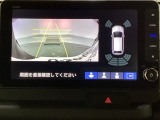 バックでの車庫入れも安心です!リアカメラが付いているバックモニター付のナビを装備しております。バンパーについているソナーや、操作線もついており距離感も画面から確認できます。