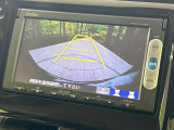 【バックカメラ】駐車時に後方がリアルタイム映像で確認できます。大型商業施設や立体駐車場での駐車時や、夜間のバック時に大活躍!運転スキルに関わらず、今や必須となった装備のひとつです!