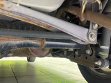 お車を安心してお乗りいただく為には、足回りの定期点検が欠かせません。サービスサポート(有償保証)では無料点検もご提供しており、安心のカーライフをお過ごしいただけるサポート体制が整っています。