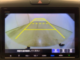 リアカメラ付で、後方をナビ画面で確認。車庫入れも安心です。もちろん、バックギアと連動しています。
