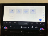 いまや必須装備「ナビゲーション」搭載!知らない場所にスイスイッとドライブ。もう、これなしではハンドルを握れませんね!でも運転中の操作は危険ですのでご注意ですね☆