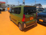 左後ろからの画像です!日々お買い得車両続々入庫しております!
