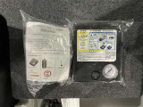 タイヤパンク修理キット装備。