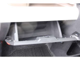 グローブBOX