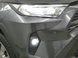 LEDヘッドライトです。デザイン性がよくとても明るいので、夜間の走行や悪天候でも安心です。しかも長寿命!